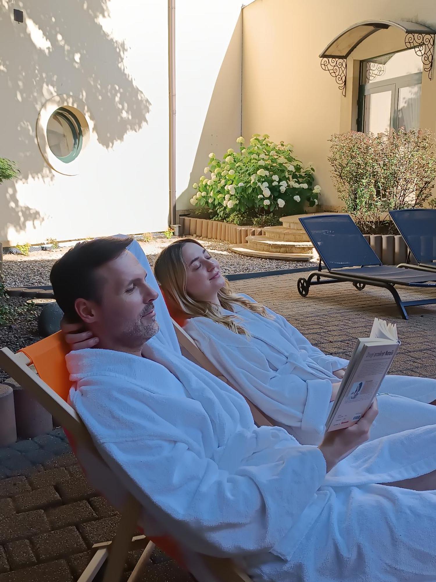 Papuga Park Hotel Wellness Marrakesz & Spa Bielsko-Biała Exteriör bild