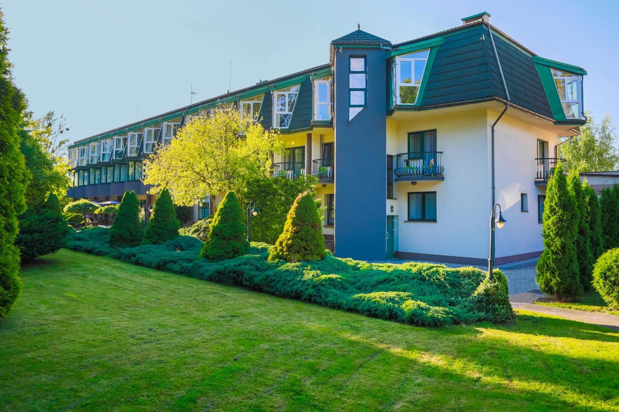 Papuga Park Hotel Wellness Marrakesz & Spa Bielsko-Biała Exteriör bild