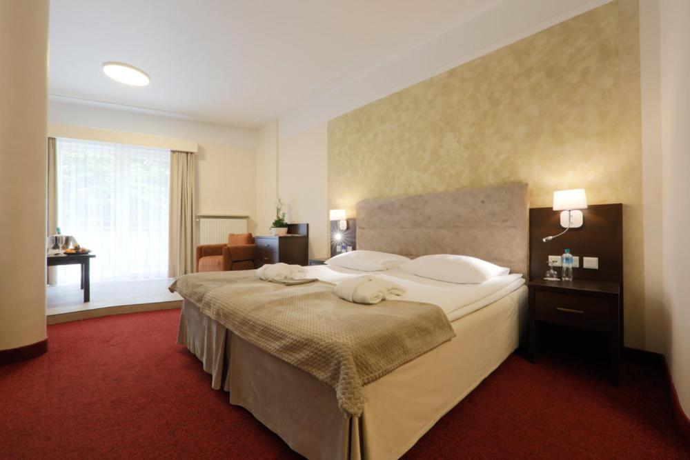 Papuga Park Hotel Wellness Marrakesz & Spa Bielsko-Biała Exteriör bild