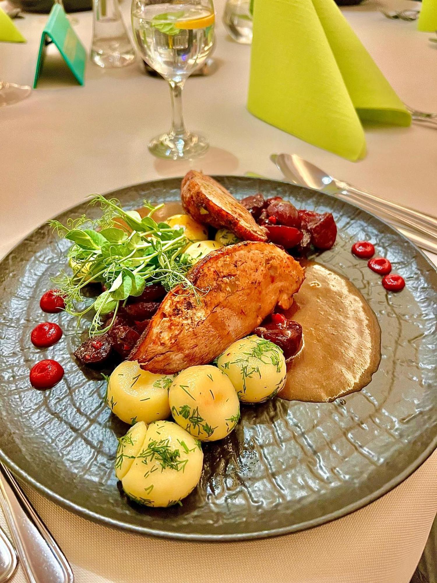 Papuga Park Hotel Wellness Marrakesz & Spa Bielsko-Biała Exteriör bild
