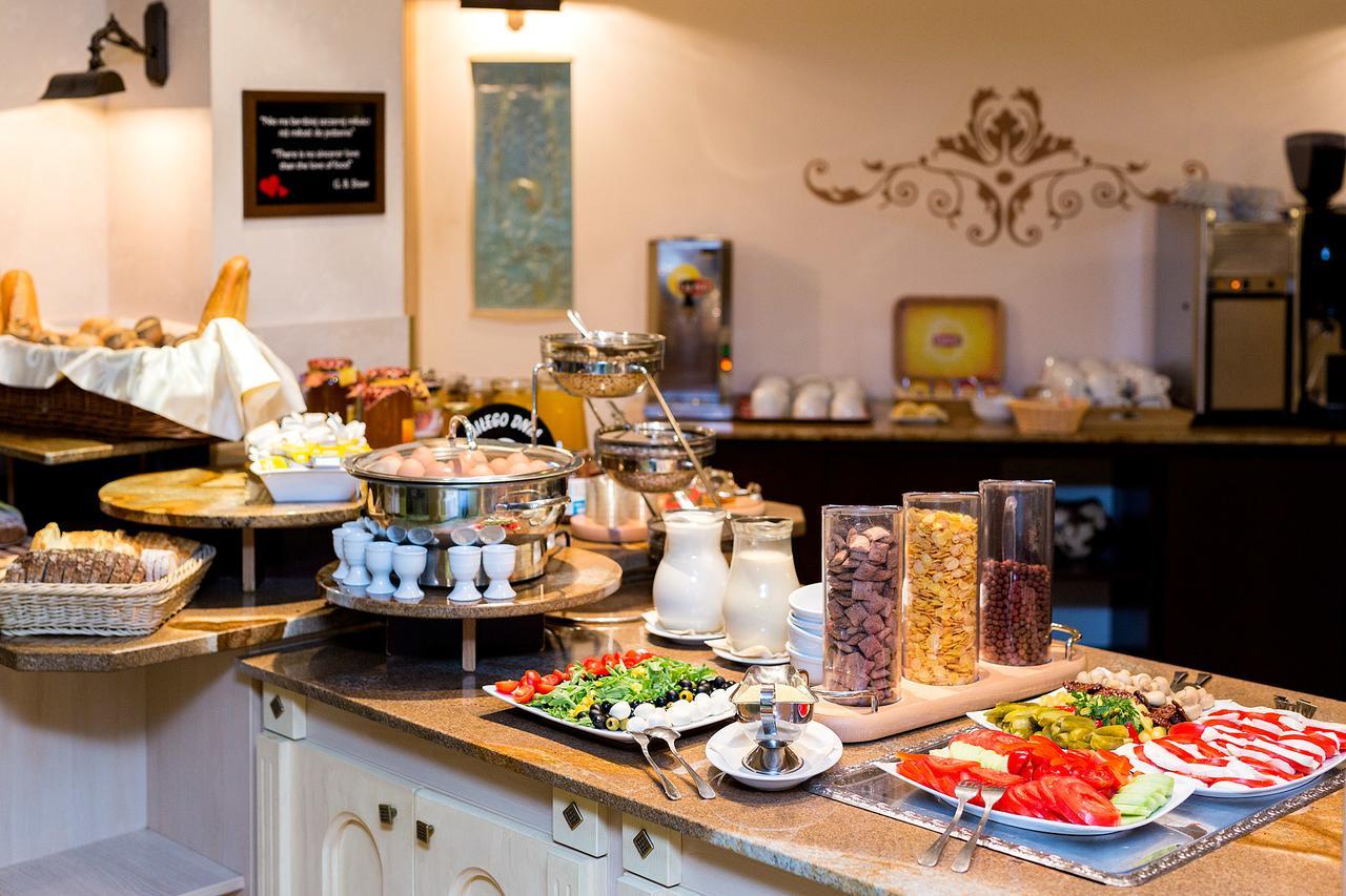 Papuga Park Hotel Wellness Marrakesz & Spa Bielsko-Biała Exteriör bild