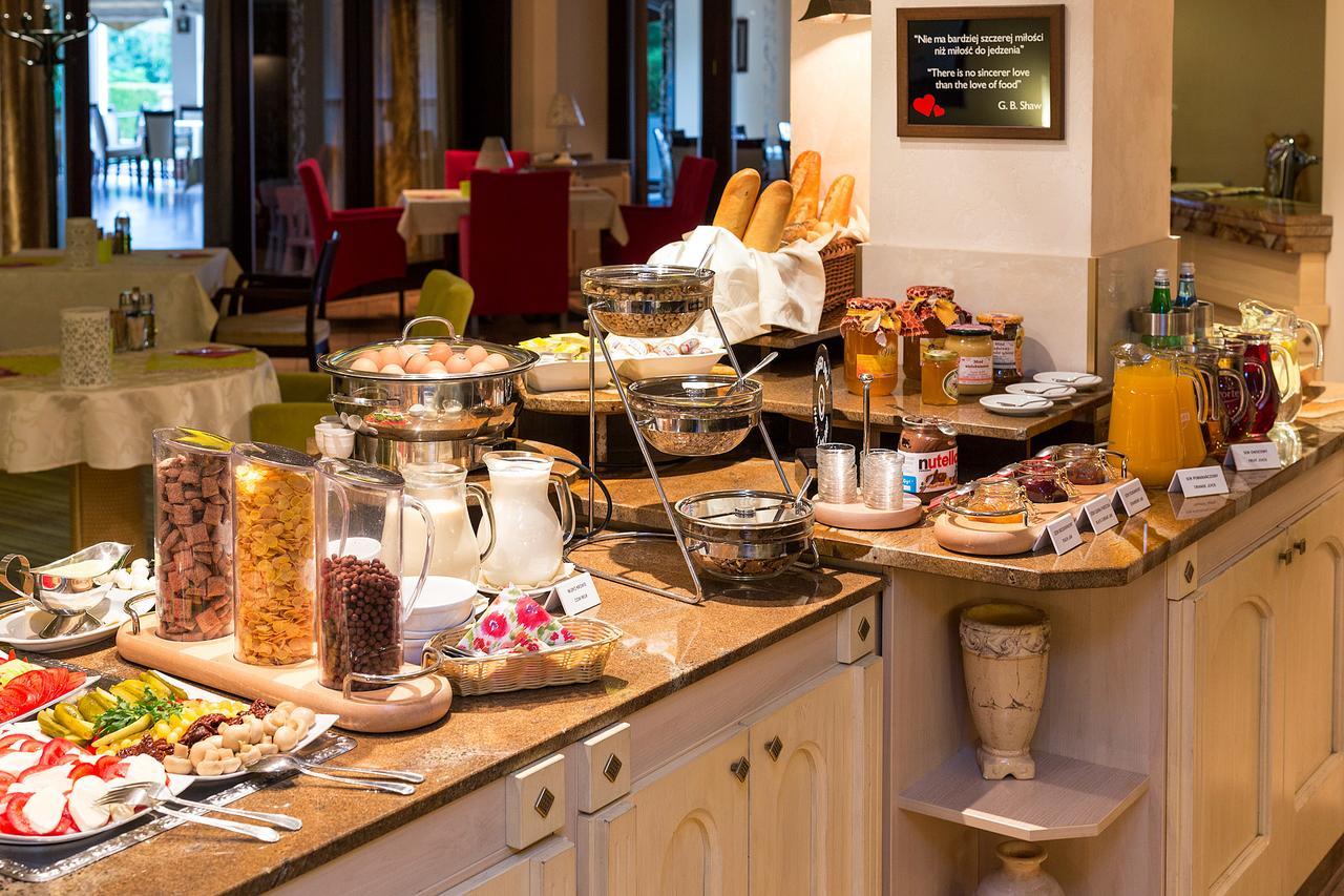 Papuga Park Hotel Wellness Marrakesz & Spa Bielsko-Biała Exteriör bild