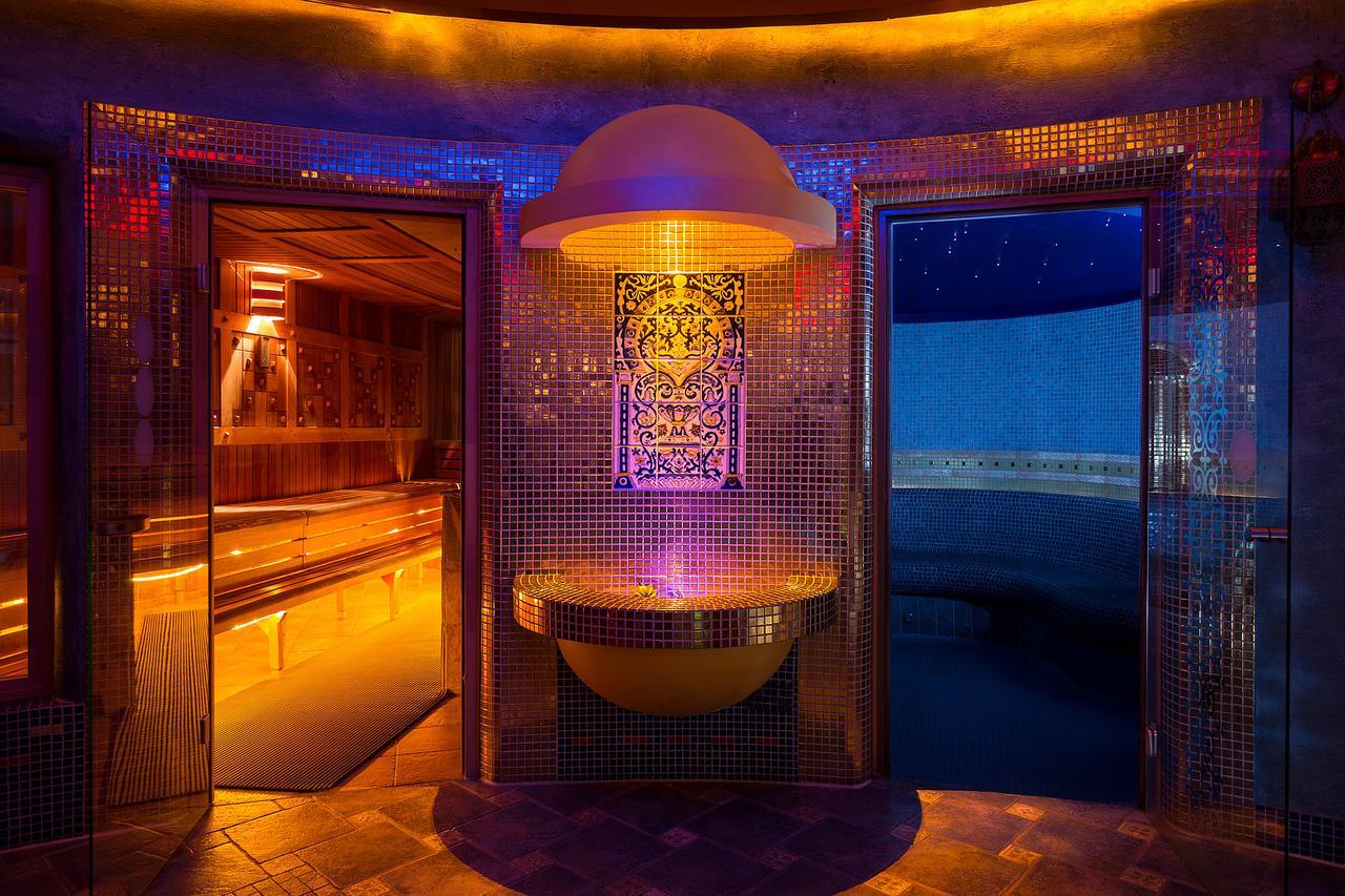 Papuga Park Hotel Wellness Marrakesz & Spa Bielsko-Biała Exteriör bild