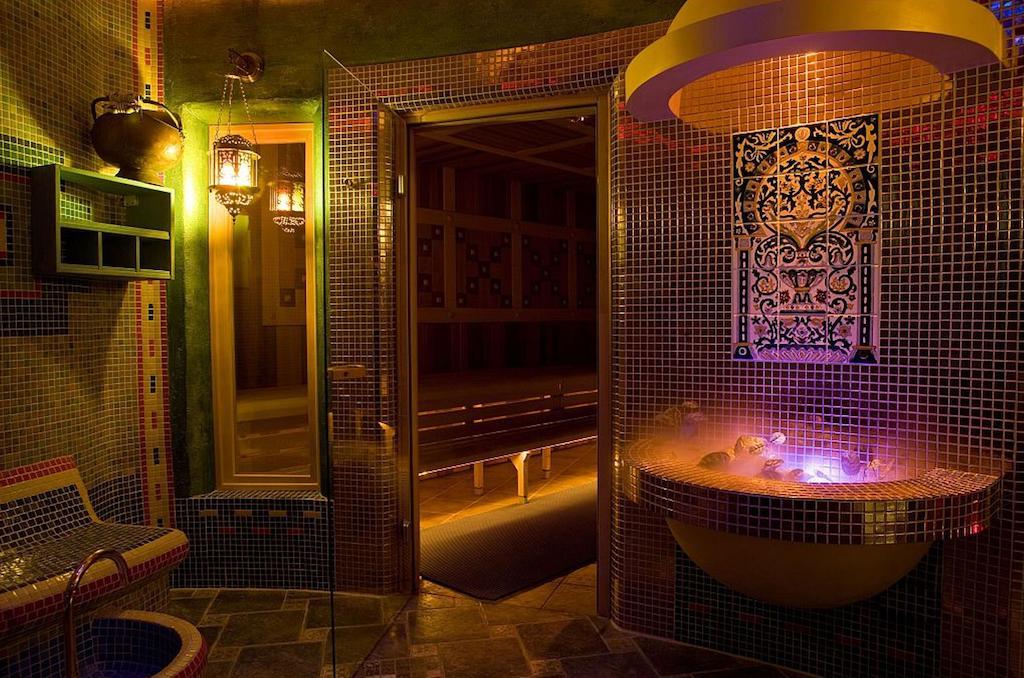 Papuga Park Hotel Wellness Marrakesz & Spa Bielsko-Biała Exteriör bild