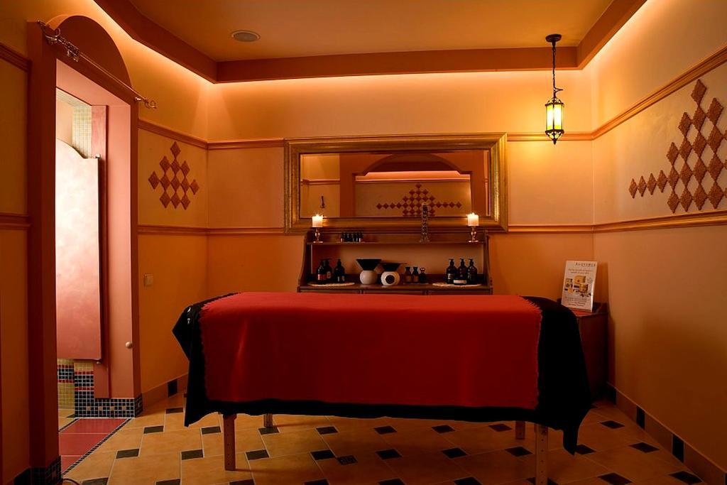 Papuga Park Hotel Wellness Marrakesz & Spa Bielsko-Biała Exteriör bild
